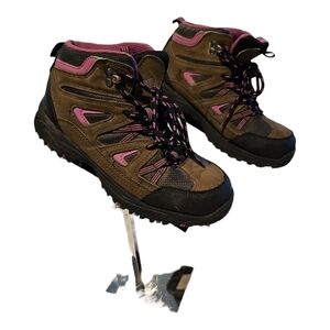 Denali girls hiking boots sz 4